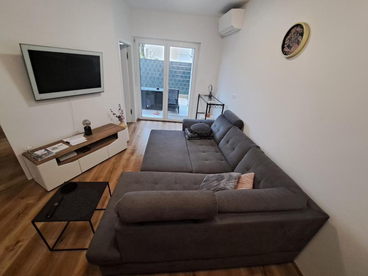 Stunning New Apartment With Free Parking Near City Centre Lubiana Esterno foto