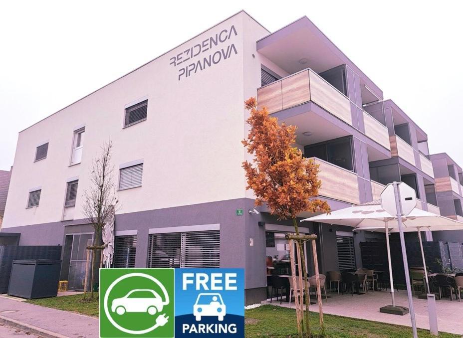 Stunning New Apartment With Free Parking Near City Centre Lubiana Esterno foto